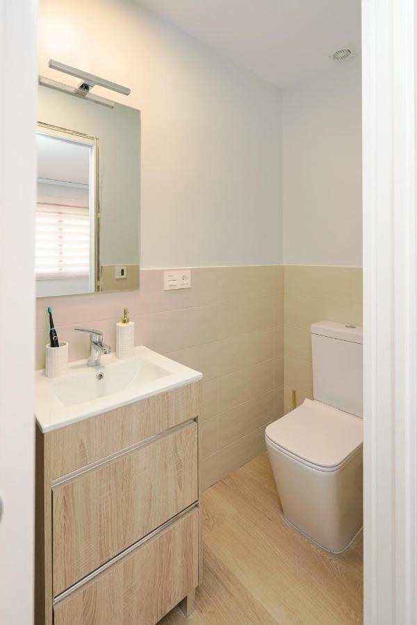 Urbanizacion Con Piscina Arnelas Sanxenxo Exteriör bild