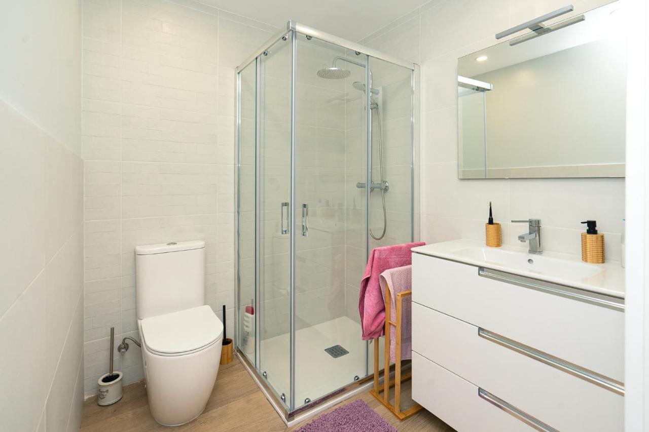 Urbanizacion Con Piscina Arnelas Sanxenxo Exteriör bild