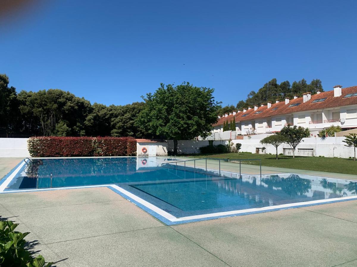 Urbanizacion Con Piscina Arnelas Sanxenxo Exteriör bild