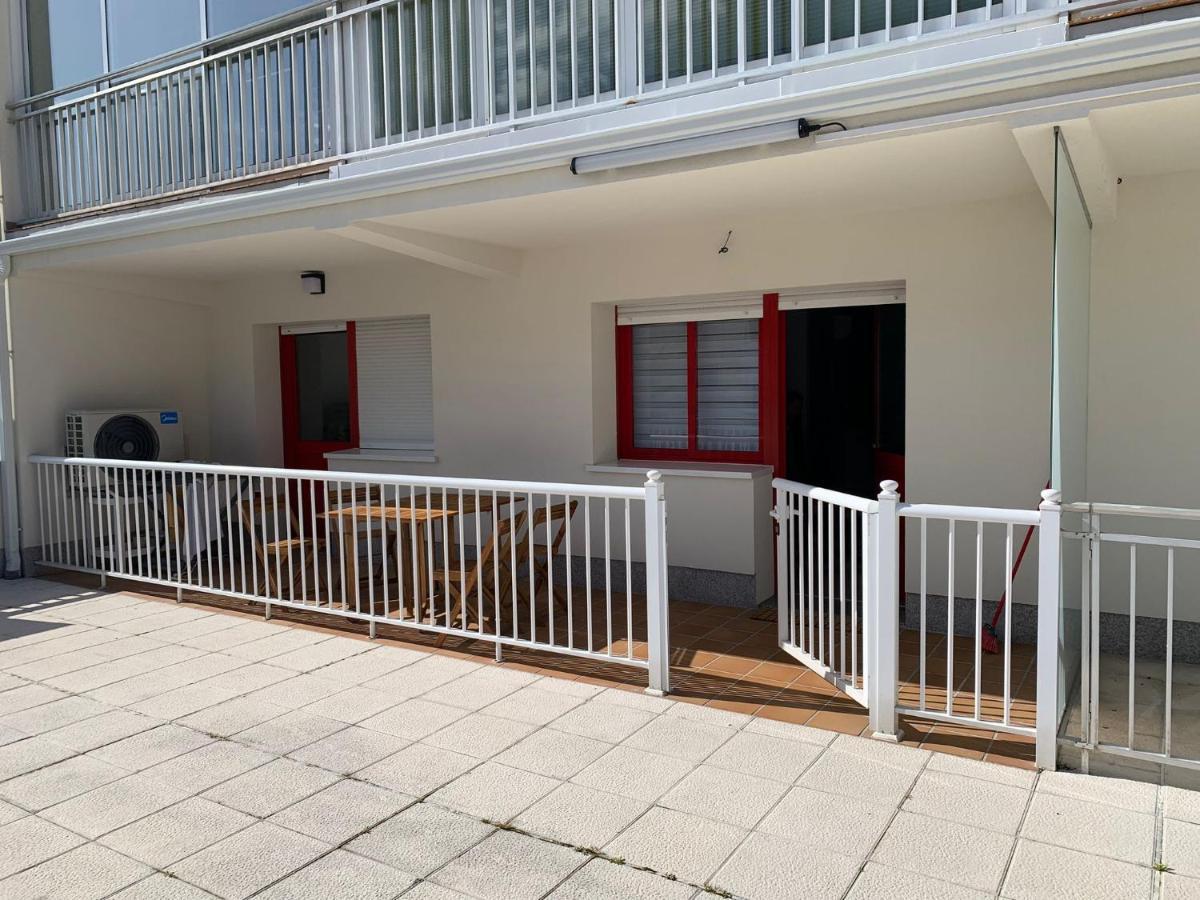 Urbanizacion Con Piscina Arnelas Sanxenxo Exteriör bild